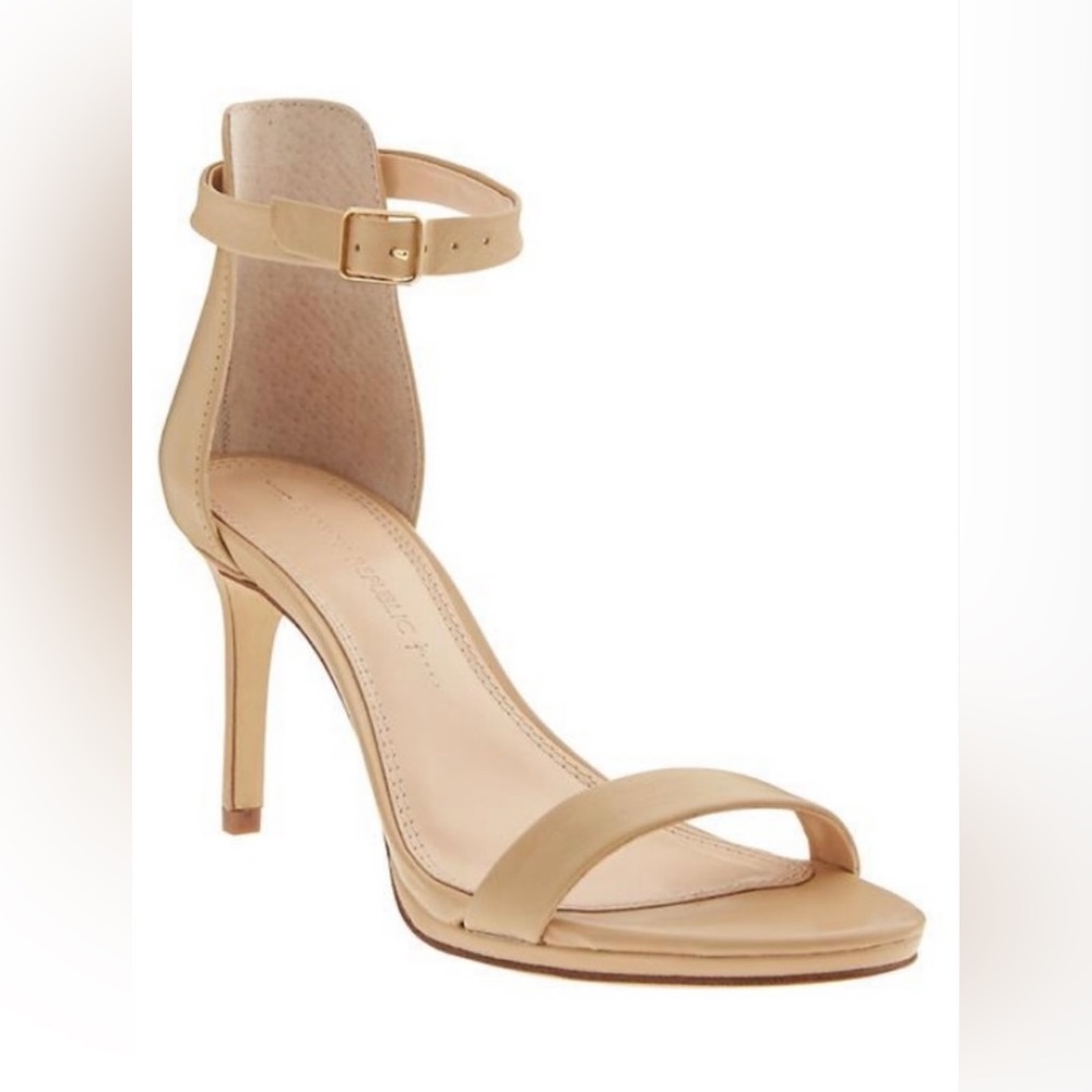 Banana Republic Nude Heels